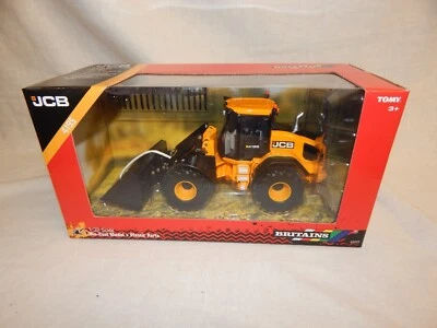 BRITAINS JCB 419S FRONT LOADER 43223  BNIB 1:32 - Image 1 of 4