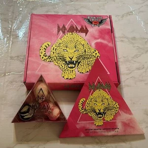Def Leppard Artistry Palette Rock and Roll Eyeshadow palette & beauty blenders - Picture 1 of 13
