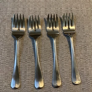 COOPER BROS & SONS Queen Anne Stainless Satin 4- 4 Tine Salad Forks Flatware - Picture 1 of 2