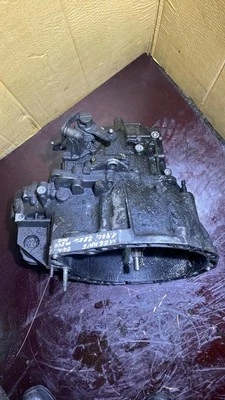 RENAULT MEGANE II Sedan LM0/1 Getriebe 1.90 Diesel 88kw 2004 28765641 - Bild 1 von 4