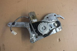 Mazda 323 F anno 98-00 el. Alzavetro posteriore destro 36401-61866 - Foto 1 di 1