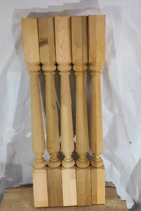 Cedro vintage? Balaustre mandrino legno tornito 32 x 2 1/2 pollici lotto di 5 - Foto 1 di 5