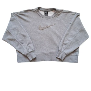 Nike Pullover Damen Medium Cropped Grau Pulli Sweatshirt mit Logostickerei - Bild 1 von 11