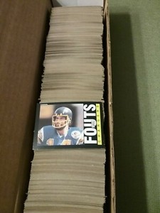 1985 Topps Football Card Singles - #1 to #247 - Create Own Lot - Complete Ur Set