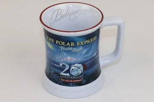 Taza de café elevada en 3D The Polar Express Train Ride 20 aniversario 16 fl oz - Imagen 1 de 8