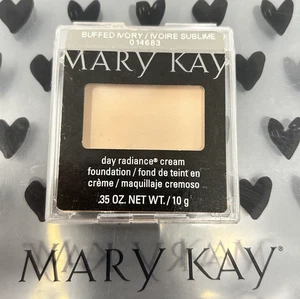 FLAWED Mary Kay BUFFED IVORY Day Radiance Cream Foundation 014683 NEW FAST SHIP - Picture 1 of 2