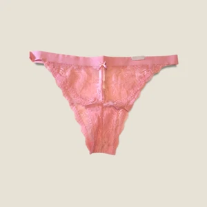 Lane Bryant Cacique Brazilian Lace Thong Panty Sea Pink size 18/20 (4431) - Picture 1 of 2