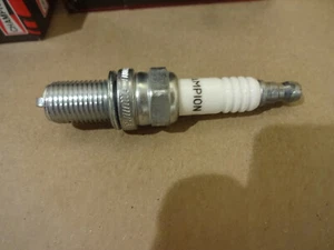 Ferrari 288 GTO,348,456,512,550 - Champion Spark Plug RA59GC - P/N 156441 - Picture 1 of 6