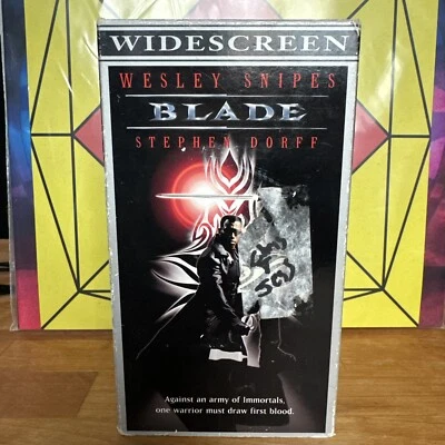Blade VHS Widescreen Edition Wesley Snipes  Stephen Dorff  Vampire Hunter  - Image 1 of 3