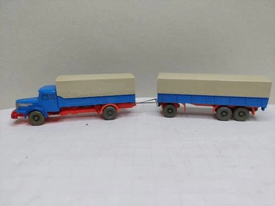 Wiking 1:87 Krupp-Titan 60er Jahre Pritscheplanen-Hängerzug, Blau/Rot - Bild 1 von 4