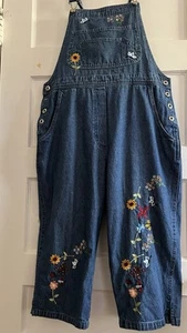 Agapo Women’s Denim Overalls - Medium - Embroidered Accents - Slightly Used  - Picture 1 of 11
