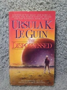 The Dispossessed by Úrsula K. Le Guin ( Paperback) - Picture 1 of 4