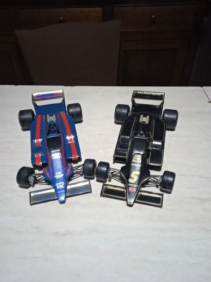 Burago  Auto Formula Uno Vintage Scala 1/14 John Player Special  Mario Andretti  - Immagine 1 di 4