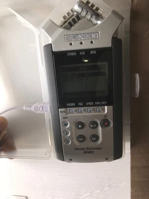 Zoom H4N Pro Multi Track Portable Digital Recorder - Image 1 of 4