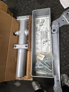 Yale 4420 Stoponly Regular Arm Reversible Door Closer - Bild 1 von 2