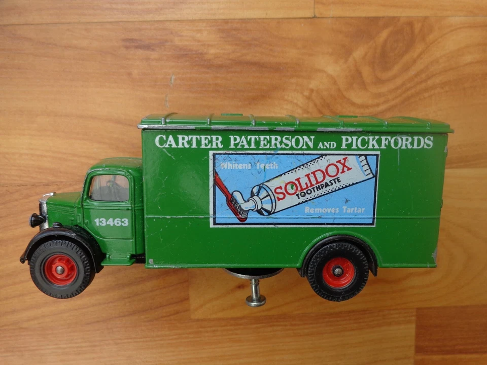 Corgi Classici 1/50 'Solidox Dentifricio' Bedford O Serie Van Modello - Ref C822 - Immagine 1 di 1