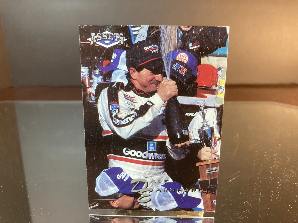 Dale Earnhardt #3 GM Goodwrench Classic Assets 1994 Card #5 - Image 1 of 1