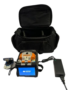 Sumitomo 72c-01 Fusion Splicer  PLUS Cleaver Fc-7 With Bag . - Bild 1 von 19
