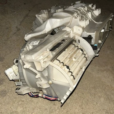 Toyota Prius 2012 13 14 15 híbrido climatización climatización aire acondicionado soplador carcasa caja OEM Foto 1 de 4