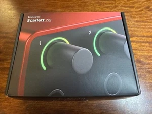 Focusrite Scarlett 2i2 4th Gen Audio Interface - Picture 1 of 2