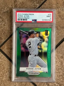 Derek Jeter 2012 Panini Prizm #22 Green Prizm SP PSA 9 Yankees HOF - Foto 1 di 2
