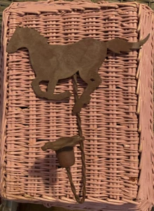 Apliques de pared con palo de vela de caballo de metal decoración rústica occidental 9 pulgadas - Imagen 1 de 1