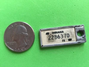 1975 Indiana DAV Keychain License Plate - Picture 1 of 2