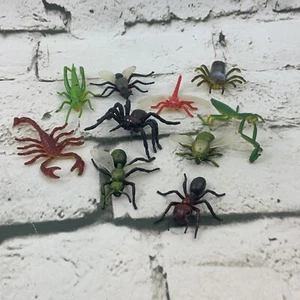 Plastic Insects Lot Of 10 Fly Ants Scorpion Cricket Spider Dragonfly - Picture 1 of 5