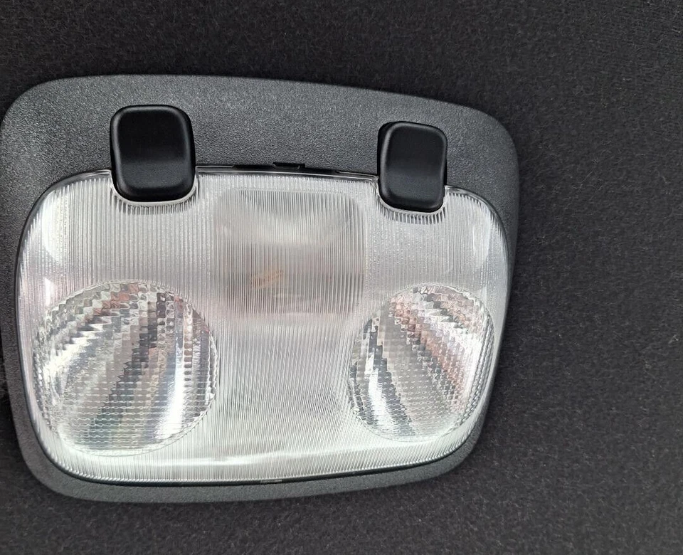 Ford Crown Victoria Grand Marquis 2003 4 5 6 7 8 9 10 11 domo mapa luz OEM negro Foto 1 de 1