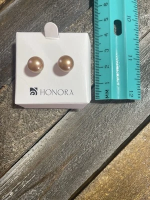 Honora Classic Stud Pearl Earrings On Card New - Image 1 of 2