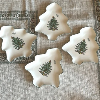 Conjunto de 4 pratos de canapé em forma de árvore de Natal Spode 30CTR876 - Imagem 1 de 4