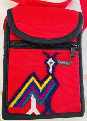 Bolsa de viaje. Pequeño. Rojo.   Mezcla algodón/lana. Multicolor. Correa cruzada. Foto 1 de 4