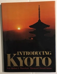 Introducing Kyoto by Herbert E. Plutschow, First edition, 1983 - Bild 1 von 12