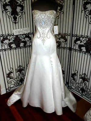 VESTIDO DE NOVIA P33 CASABLANCA 1867 BLANCO TALLA 8 $1199.98 CRISTAL CUENTAS Foto 1 de 4