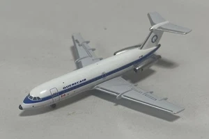 Aeroclassics Quebecair 111-304AX CF-QBN 1 400 Scale Model Aircraft - Picture 1 of 5