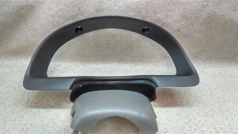 Cluster Bezel Fits 2004 2005 2006 2007 2008 CHEVROLET MALIBU K4-178354 - Image 1 of 4