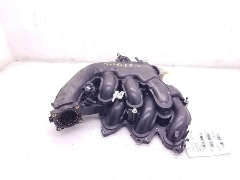 07-10 TOYOTA SIENNA 3.5L 6CYL 2GRFE UPPER INTAKE MANIFOLD ASSEMBLY  - Image 1 of 4