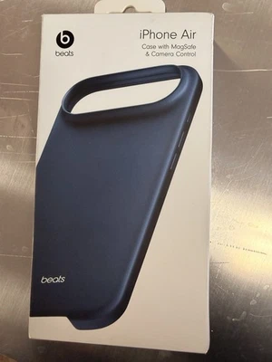 Beats Case for iPhone Air with MagSafe & Camera Control Matte Finish Microfiber - Image 1 of 4