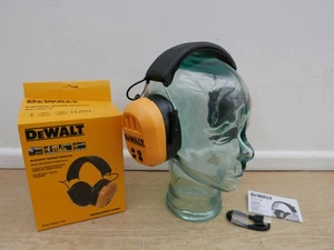 DeWalt DPG17 BX DEWDPG17 Bluetooth Hearing Protector/Ear Defender - Picture 1 of 2