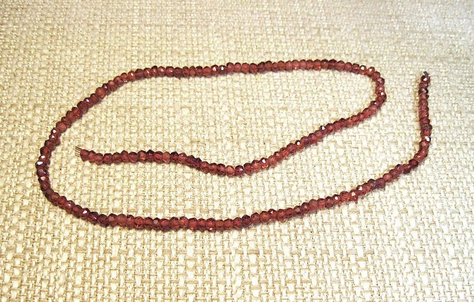 Beautiful 17.5" Strand of 3mm Hand Cut Faceted Garnet Beads Lot# X24 - Image 1 of 1