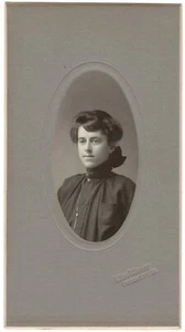 Cabinet Card Photo of Lady in 1904 Oregon City, OR 3.75"x6.875" Excellent -Named - Picture 1 of 2