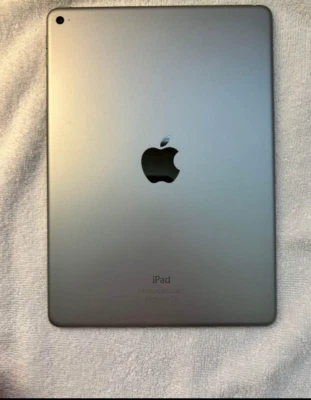 Apple iPad Air 2 9.7" (Triple Core, 16GB, MGX12LL/A) iPad-silver - Image 1 of 4