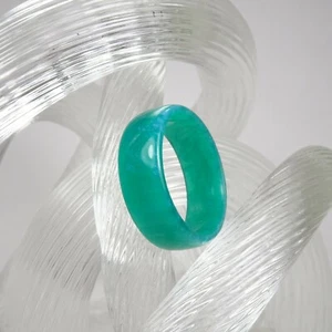 Green Purple Duochrome Acrylic Resin Ring - Men's or Women's - Handmade - Picture 1 of 1