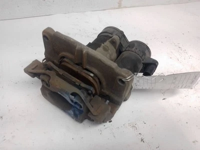 Pinza trasera izquierda de Chrysler Pacifica 12008551 2017 Foto 1 de 4