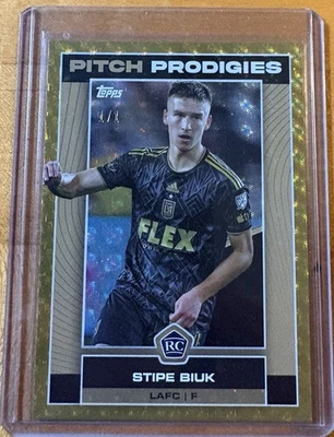 2023 Topps MLS - Pitch Prodigies Stipe Biuk #6 Gold Foilfractor Rookie 1 of 1 ! - Image 1 of 2