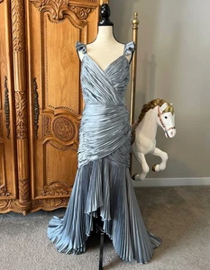 Mac Duggal [18W] 77009 grau Plissee Übergröße Abendkleid hoher niedriger Saum Satin - Bild 1 von 12