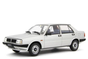LAUDORACING-MODELS 1:18 Lancia Prisma 1300 (Intermedia) 1985 LM173B - Foto 1 di 12