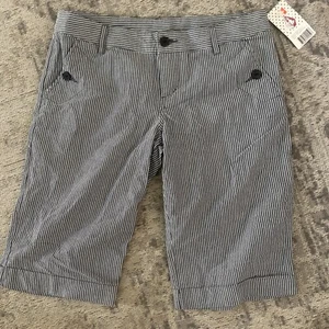 Volcom Women’s Black Stripe Size 5 All Aboard Short 13” - Picture 1 of 5