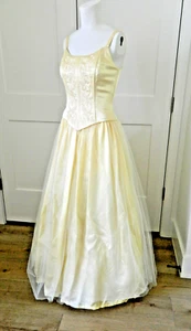 De colección. Vestido Corsé Años 80 GUNNE SAX Jessica McClintock Bordado Amarillo 3-4 - Imagen 1 de 12