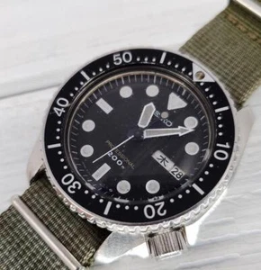 SEIKO PROFESSIONAL 200m Diver Mens Round Mens Wristwatches B11130 - Picture 1 of 8